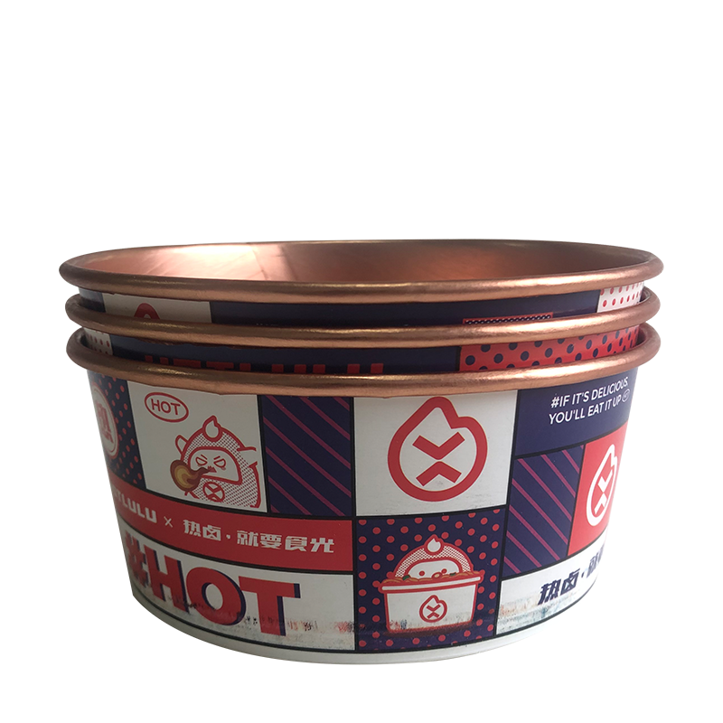 Saladier rond en aluminium argenté de 1 300 ml